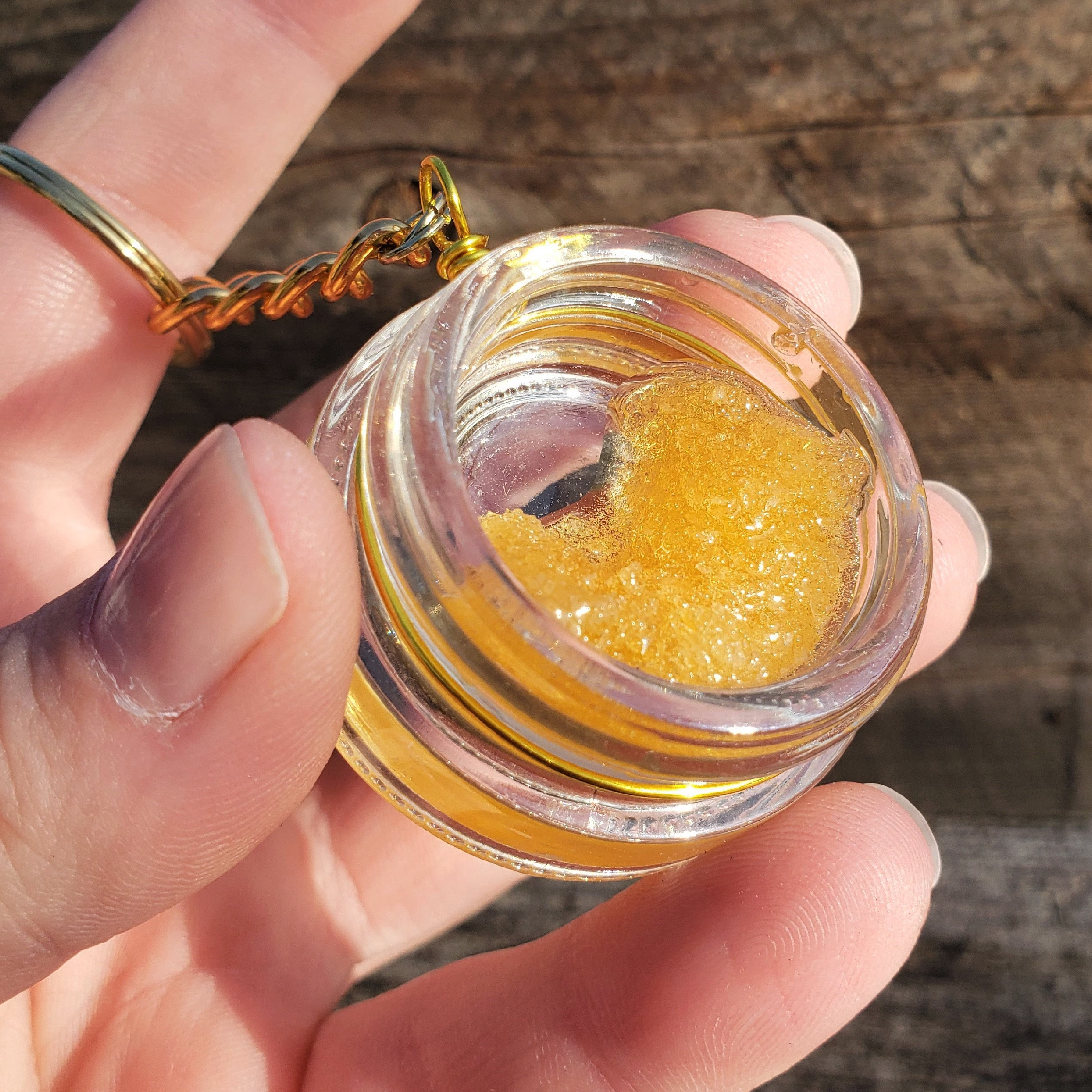 Guía Definitiva del Dabbing: El Arte de Vaporizar Concentrados